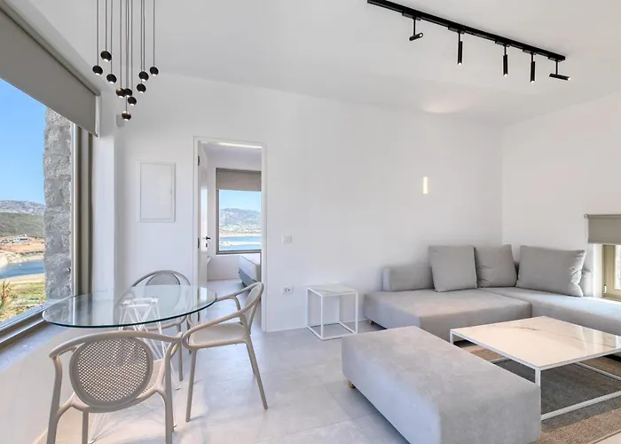 Panormos Bay Suites 5*